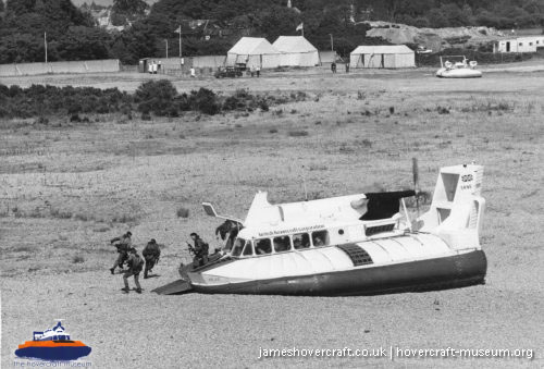 SRN5 with the IHTU -  (credit: The <a href='http://www.hovercraft-museum.org/' target='_blank'>Hovercraft Museum Trust</a>).